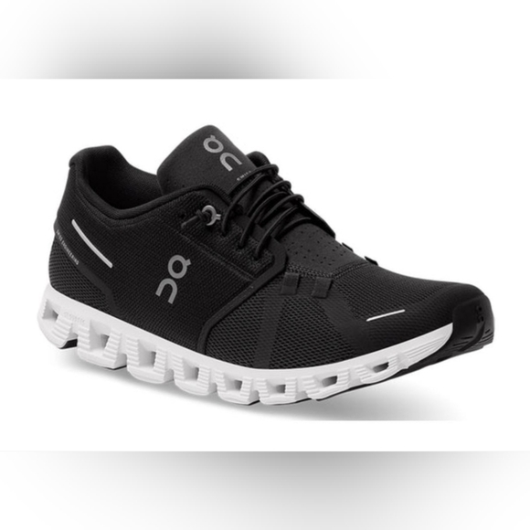 Size 10 - Women's On Cloud 5 Black/White - Picture 2 of 12